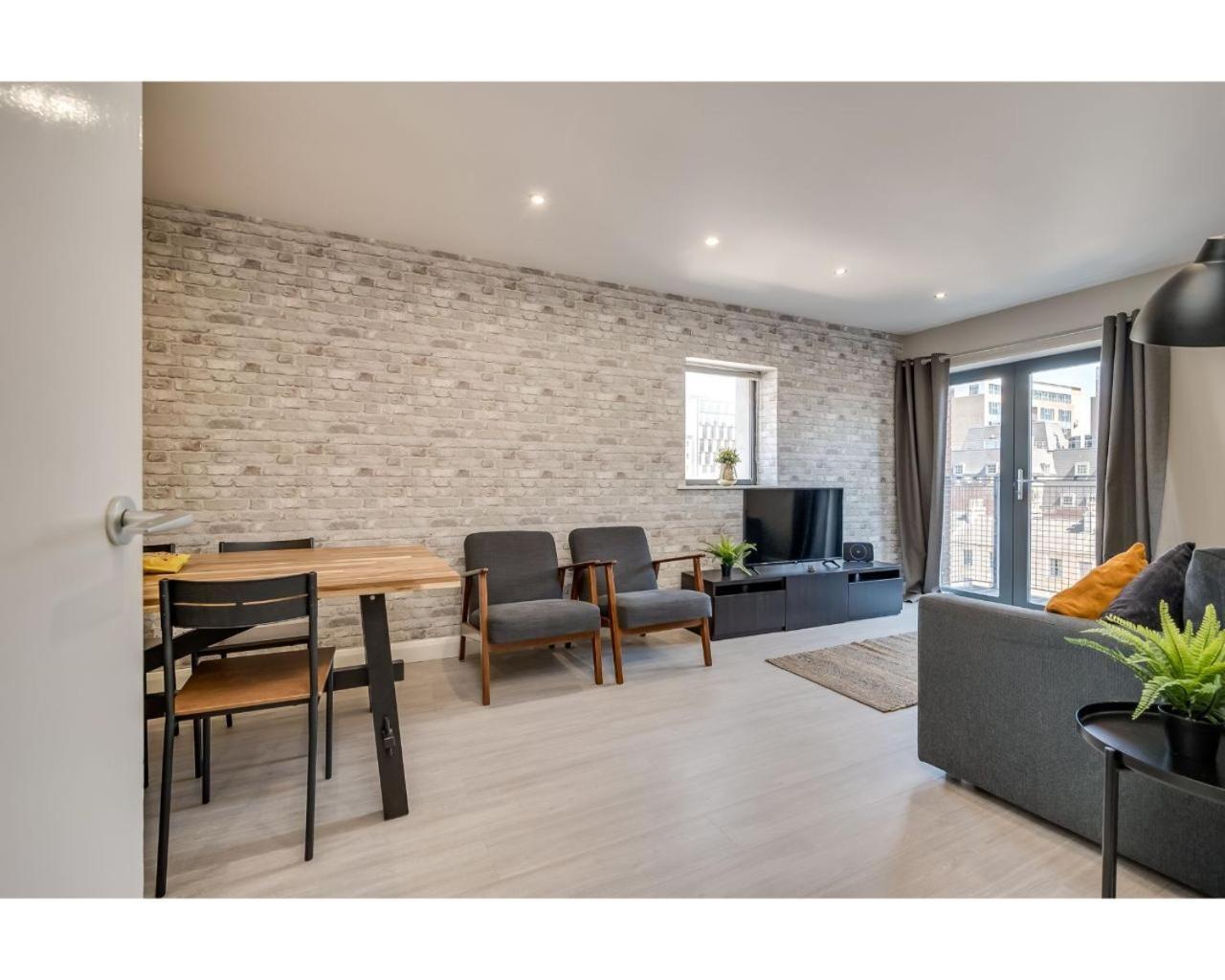 Central Belfast Apartments: Citygate Номер фото